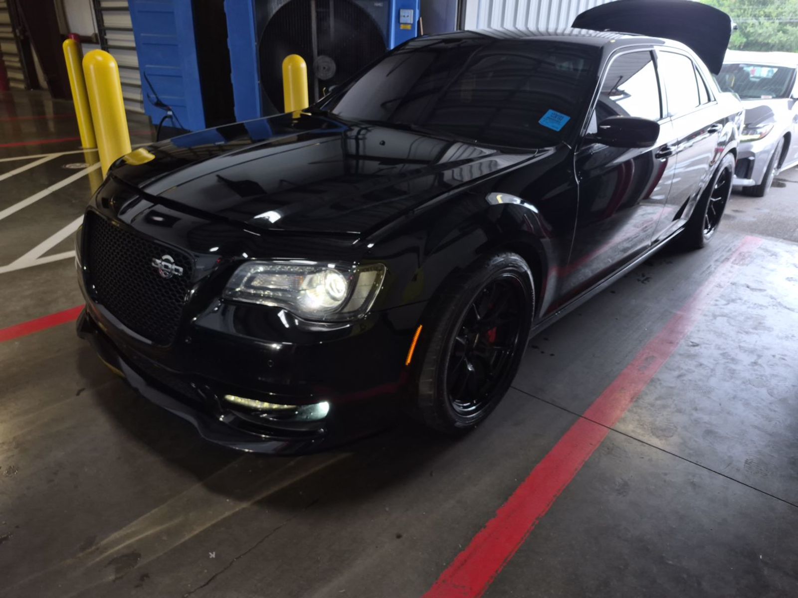 2023 Chrysler 300   RWD