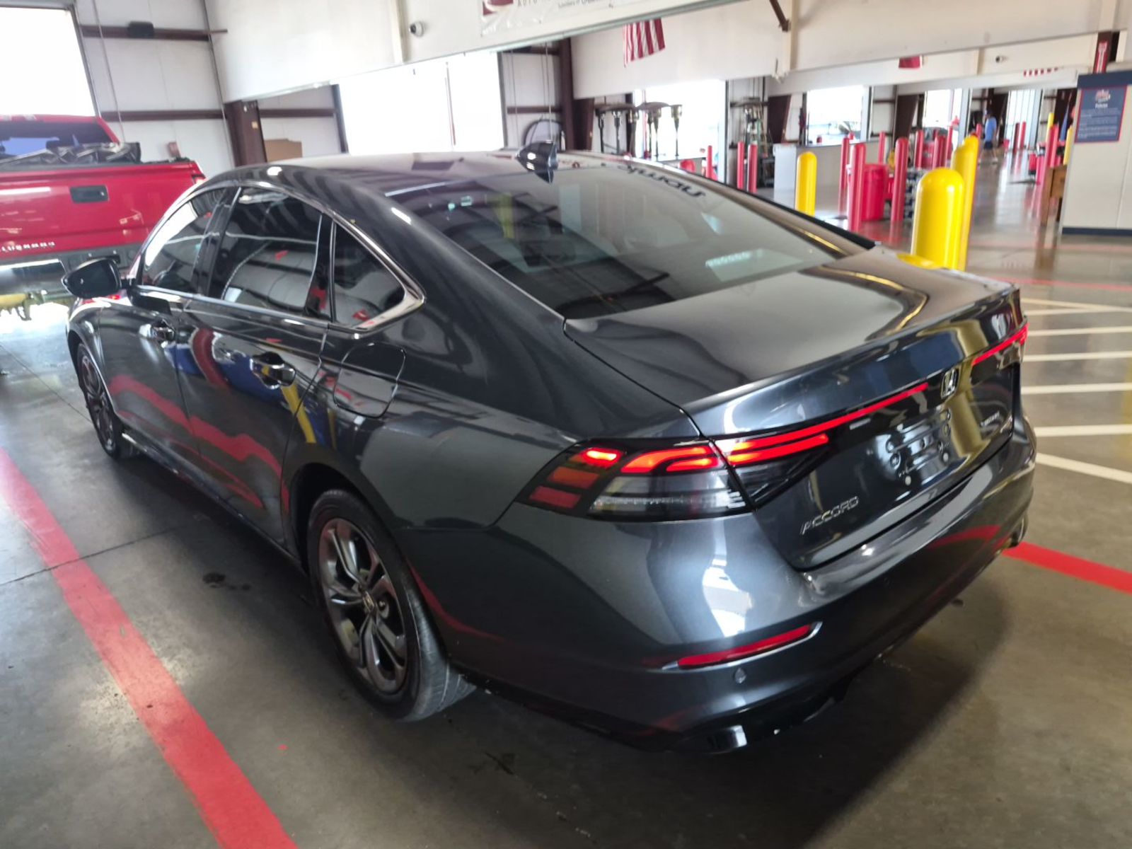 2025 Honda Accord Hybrid   FWD