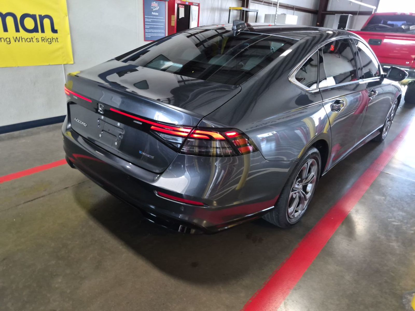 2025 Honda Accord Hybrid   FWD