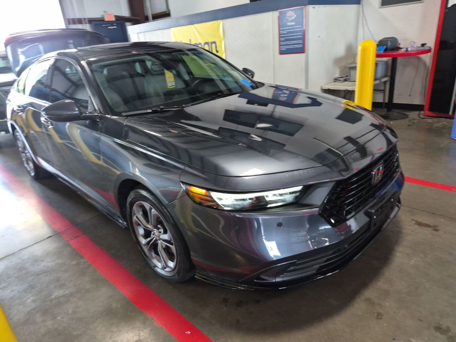 2025 Honda Accord Hybrid   FWD