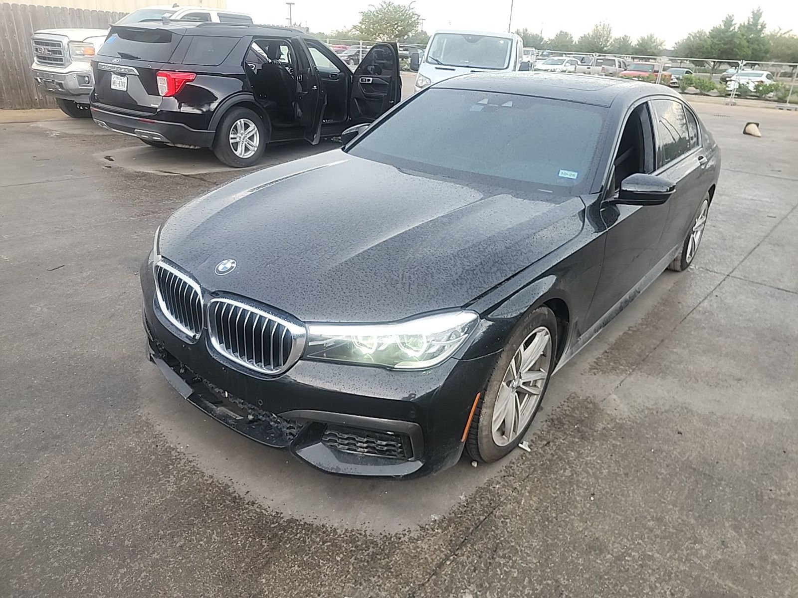 2019 BMW 7-Series  740i RWD