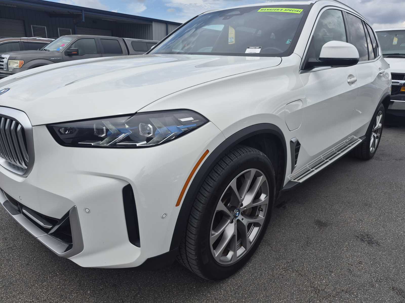 2025 BMW X5  xDrive50e AWD