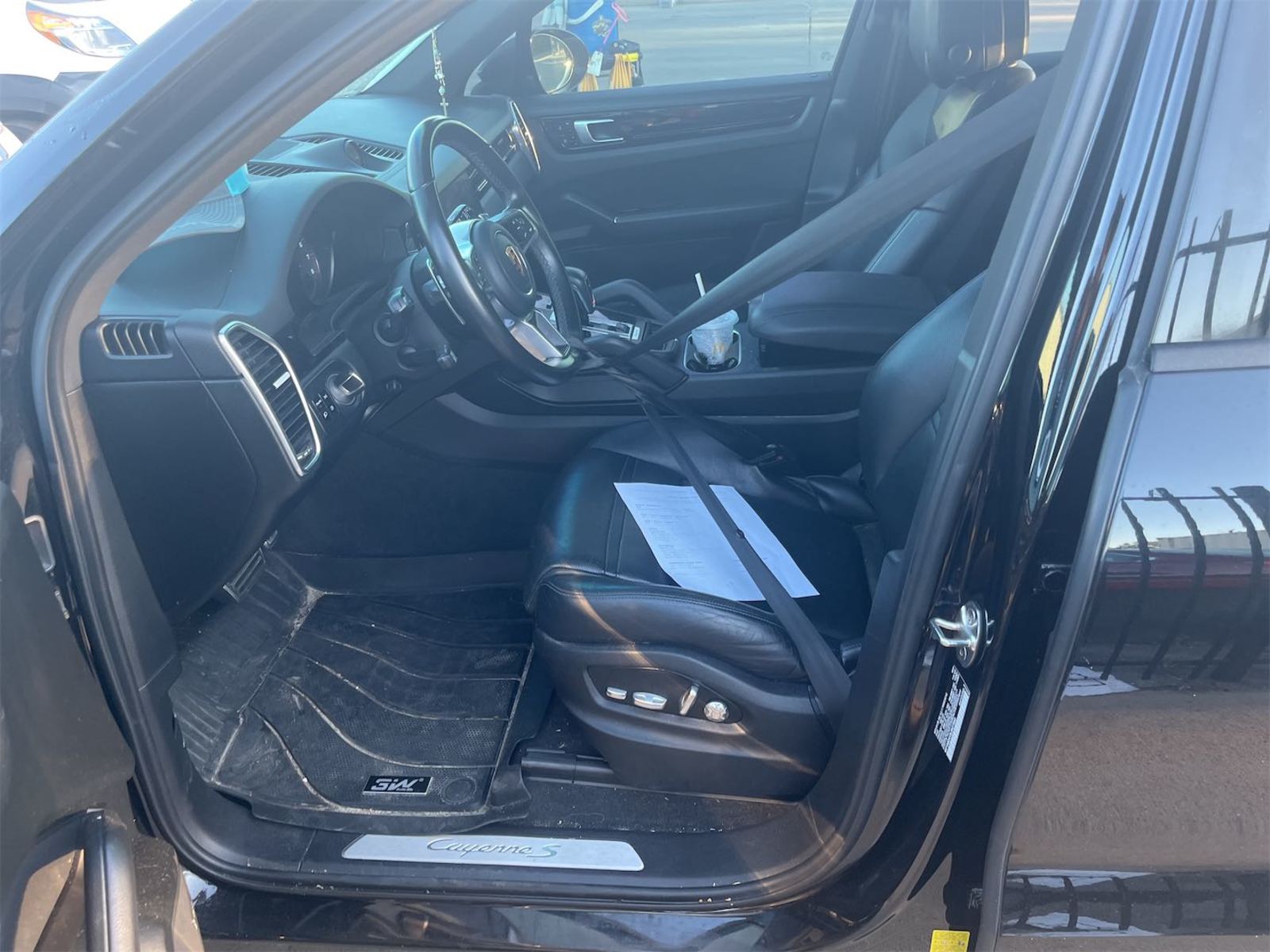 2020 Porsche cayenne  S AWD