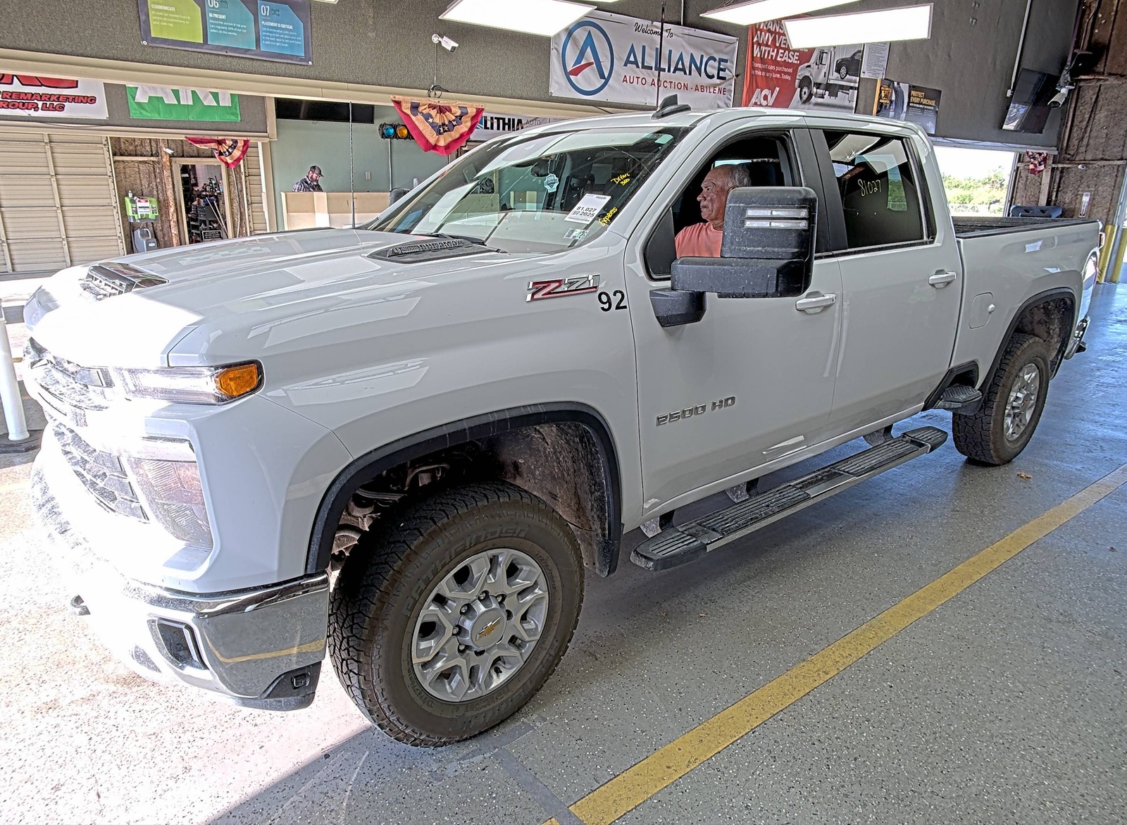 2025 Chevrolet Silverado 2500  2500HD LT AWD