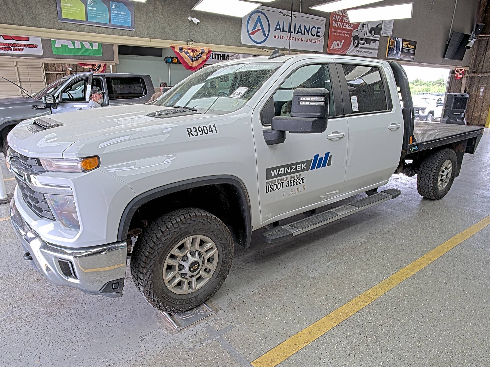 2024 Chevrolet Silverado 2500  2500HD AWD