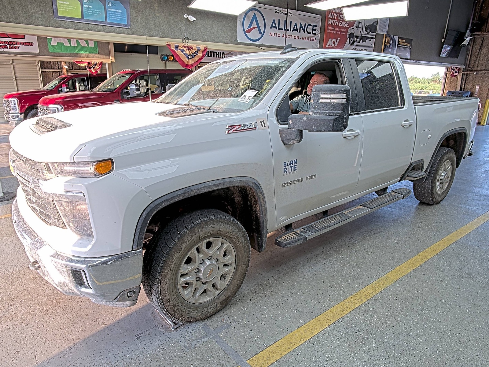 2024 Chevrolet Silverado 2500  2500HD LT AWD