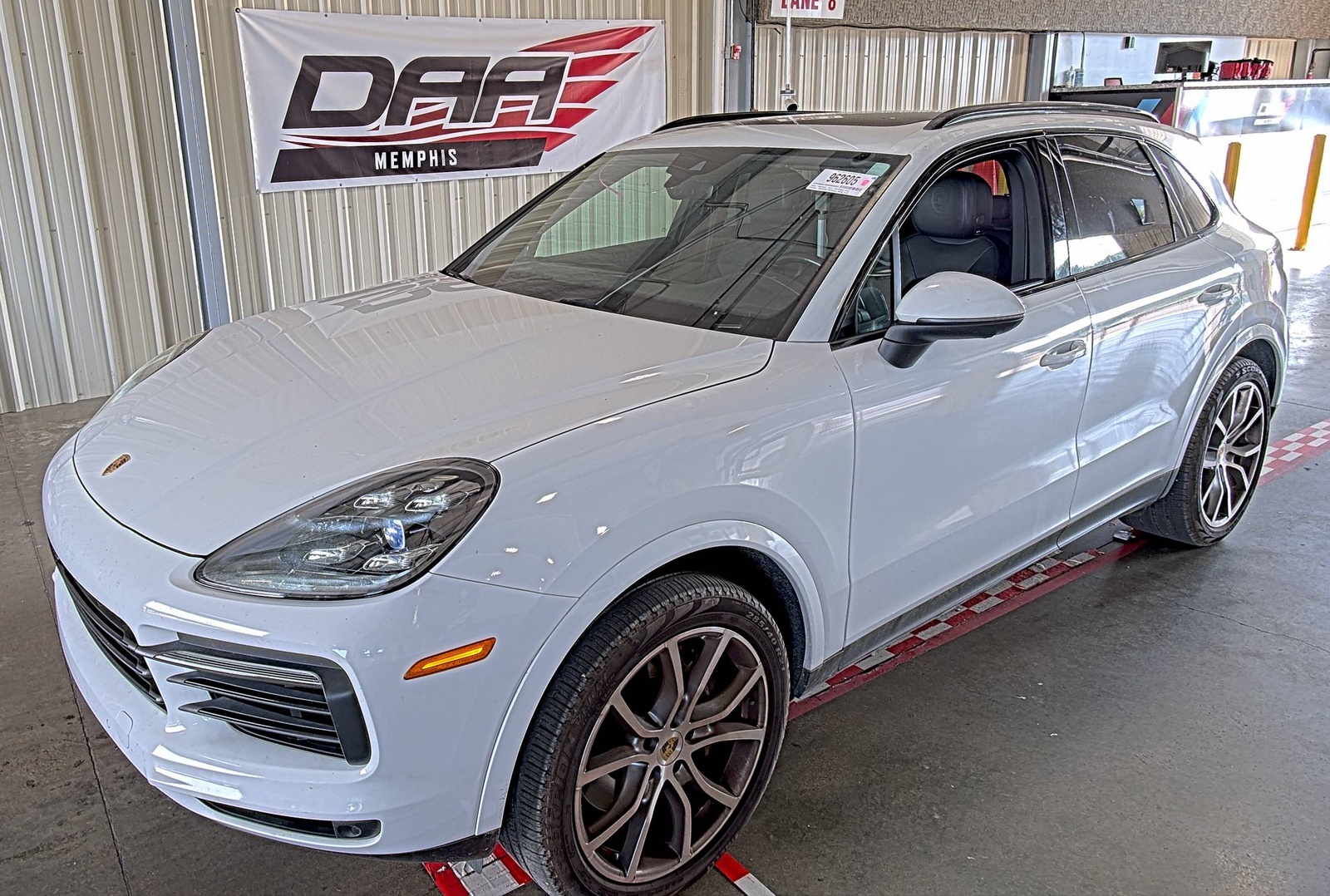 2021 Porsche cayenne  Base AWD