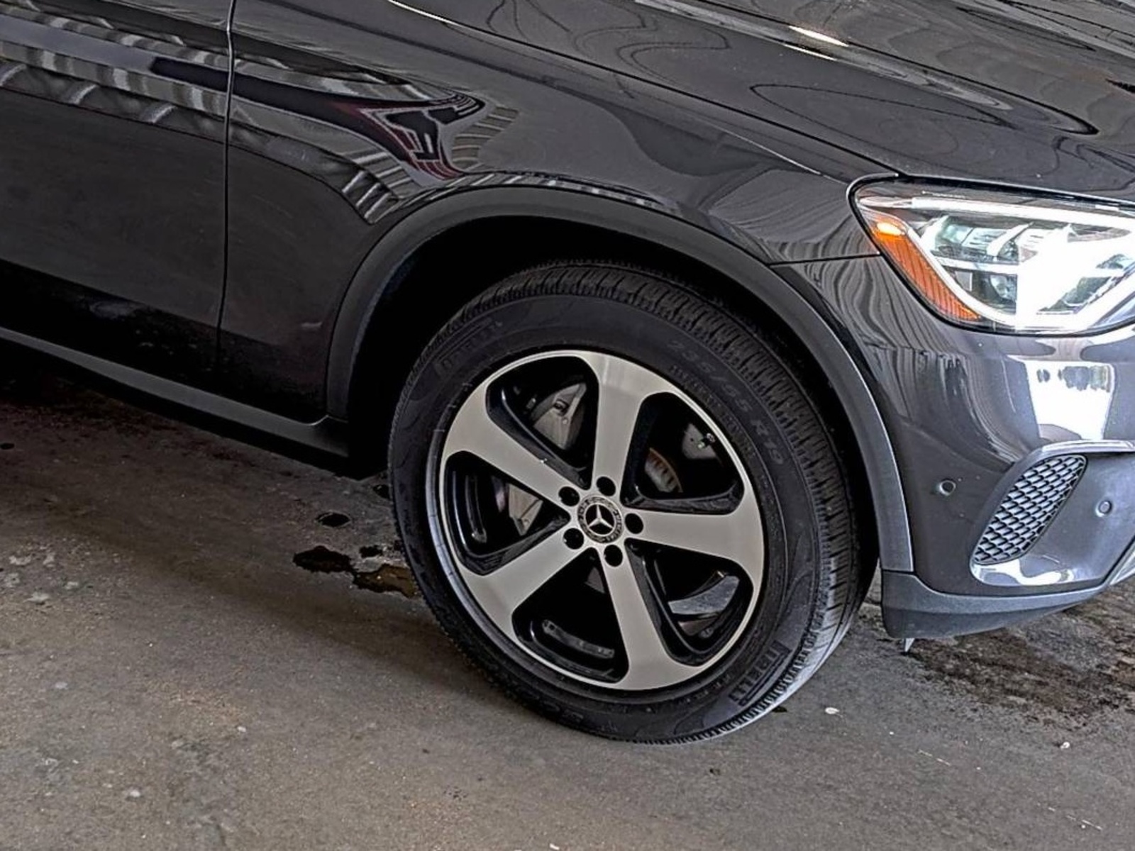 2021 Mercedes-Benz GLC   RWD