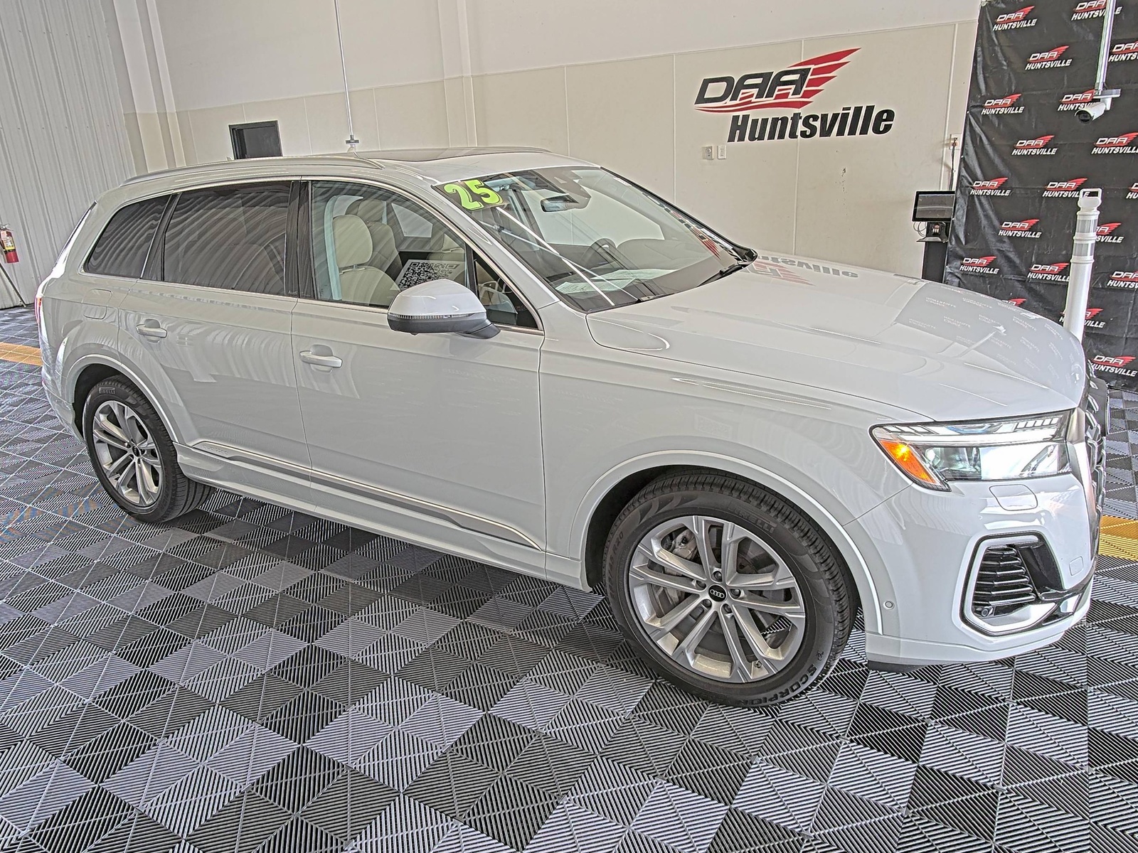2025 Audi Q7   AWD