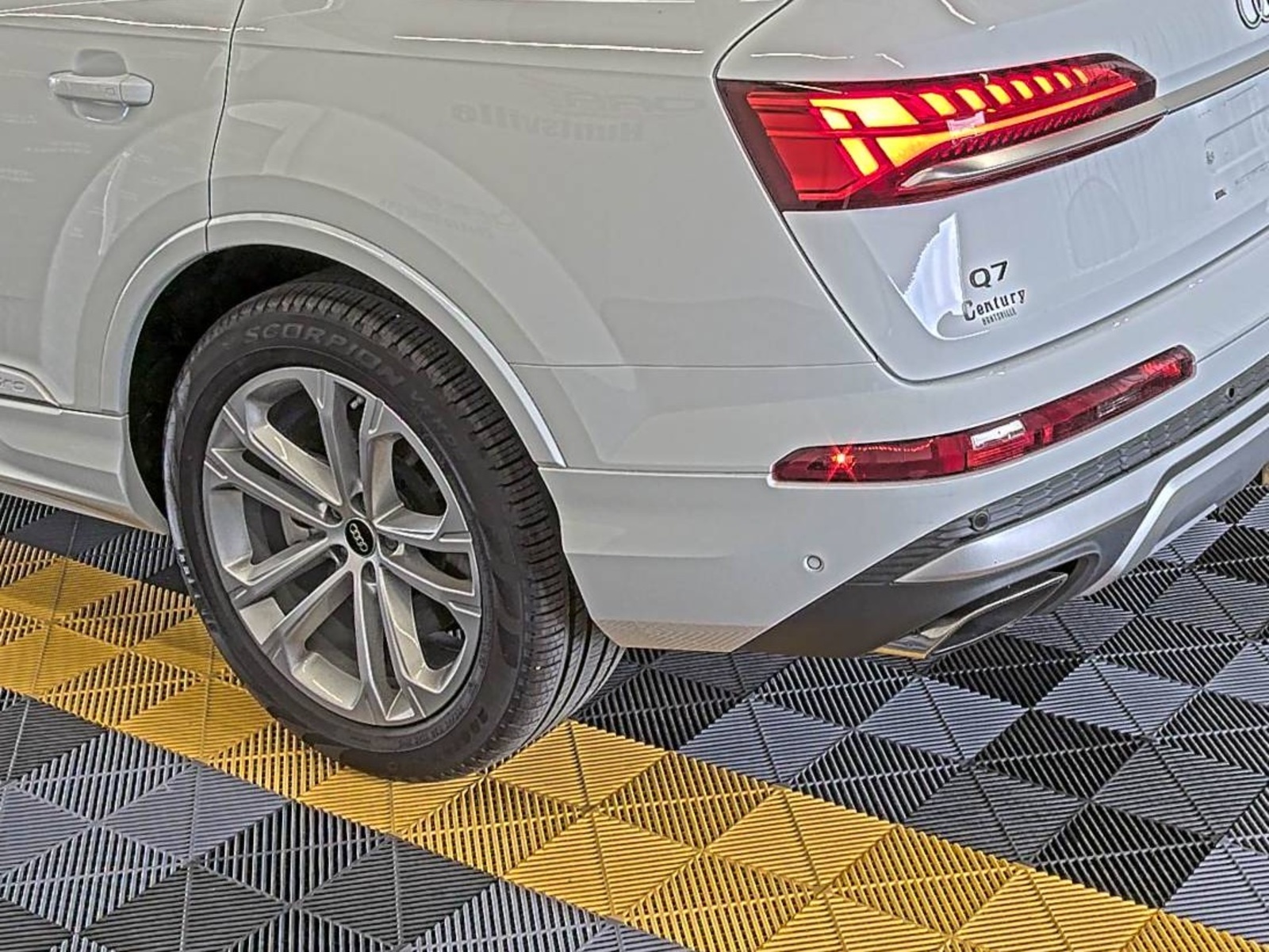2025 Audi Q7   AWD