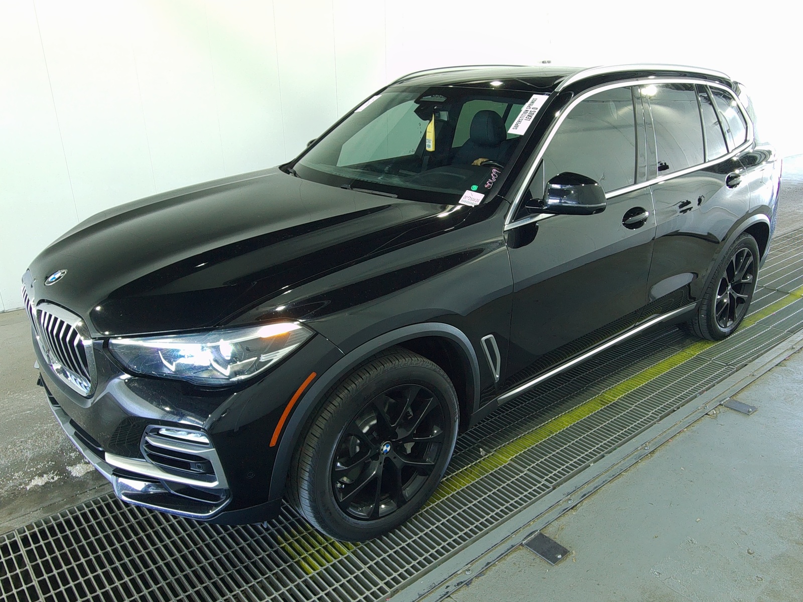 2021 BMW X5  sDrive40i RWD