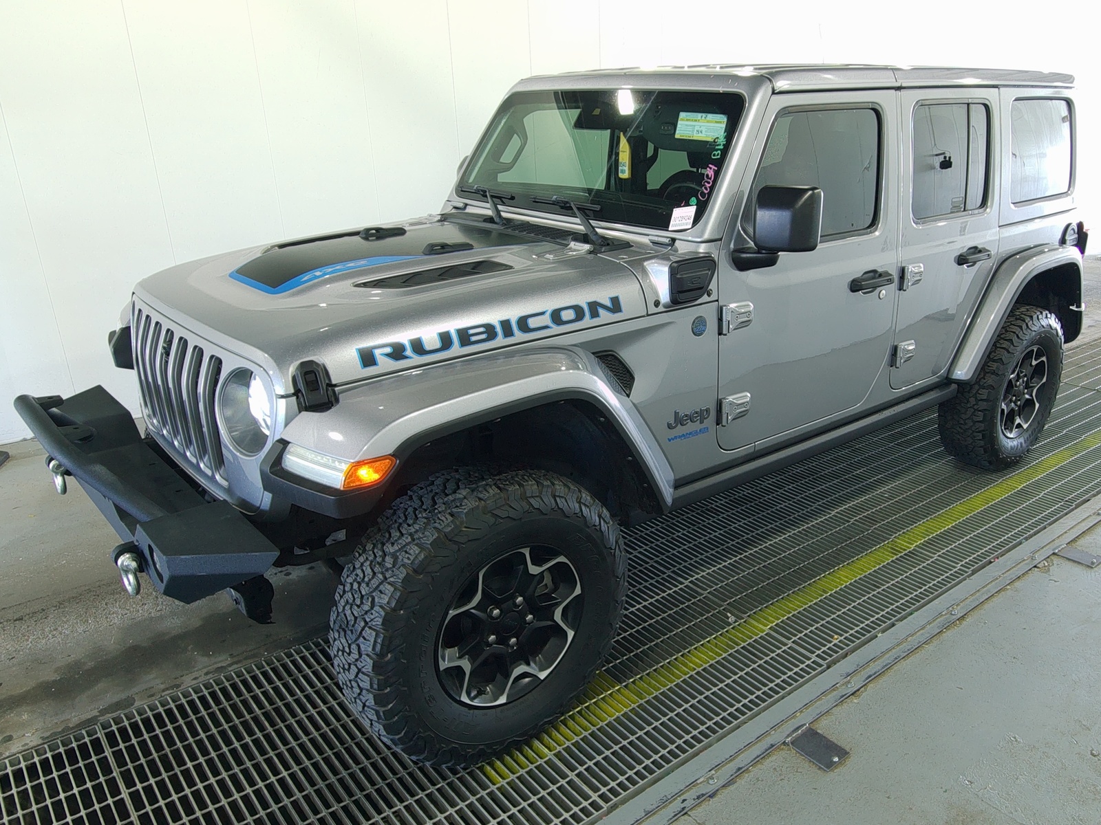 2021 Jeep Wrangler   AWD