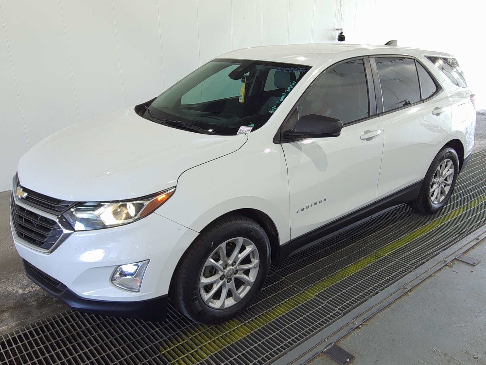 2020 Chevrolet Equinox  LS FWD