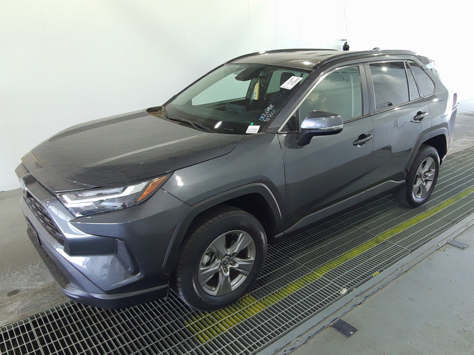 2025 Toyota RAV4  XLE FWD