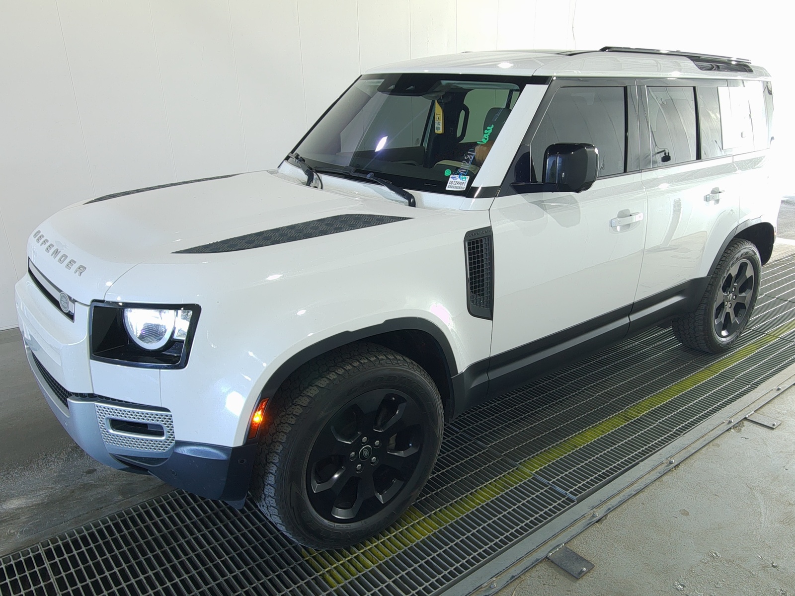 2020 Land Rover Defender   AWD