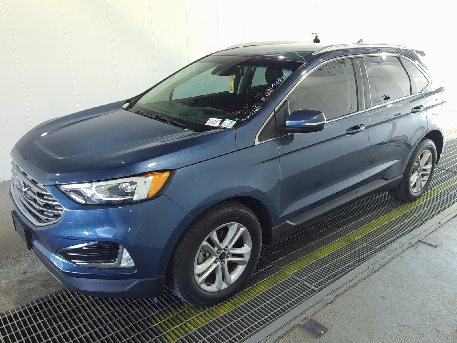 2019 Ford Edge  SEL FWD