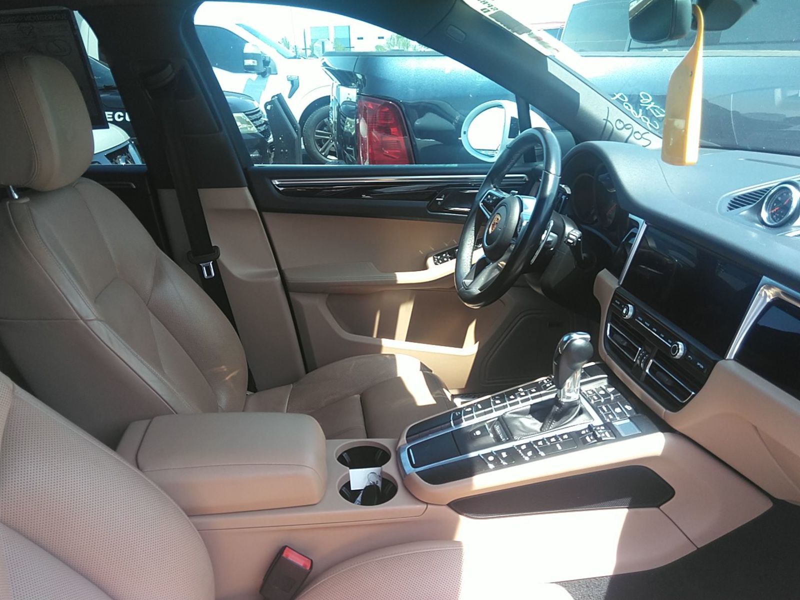 2020 Porsche macan  S AWD
