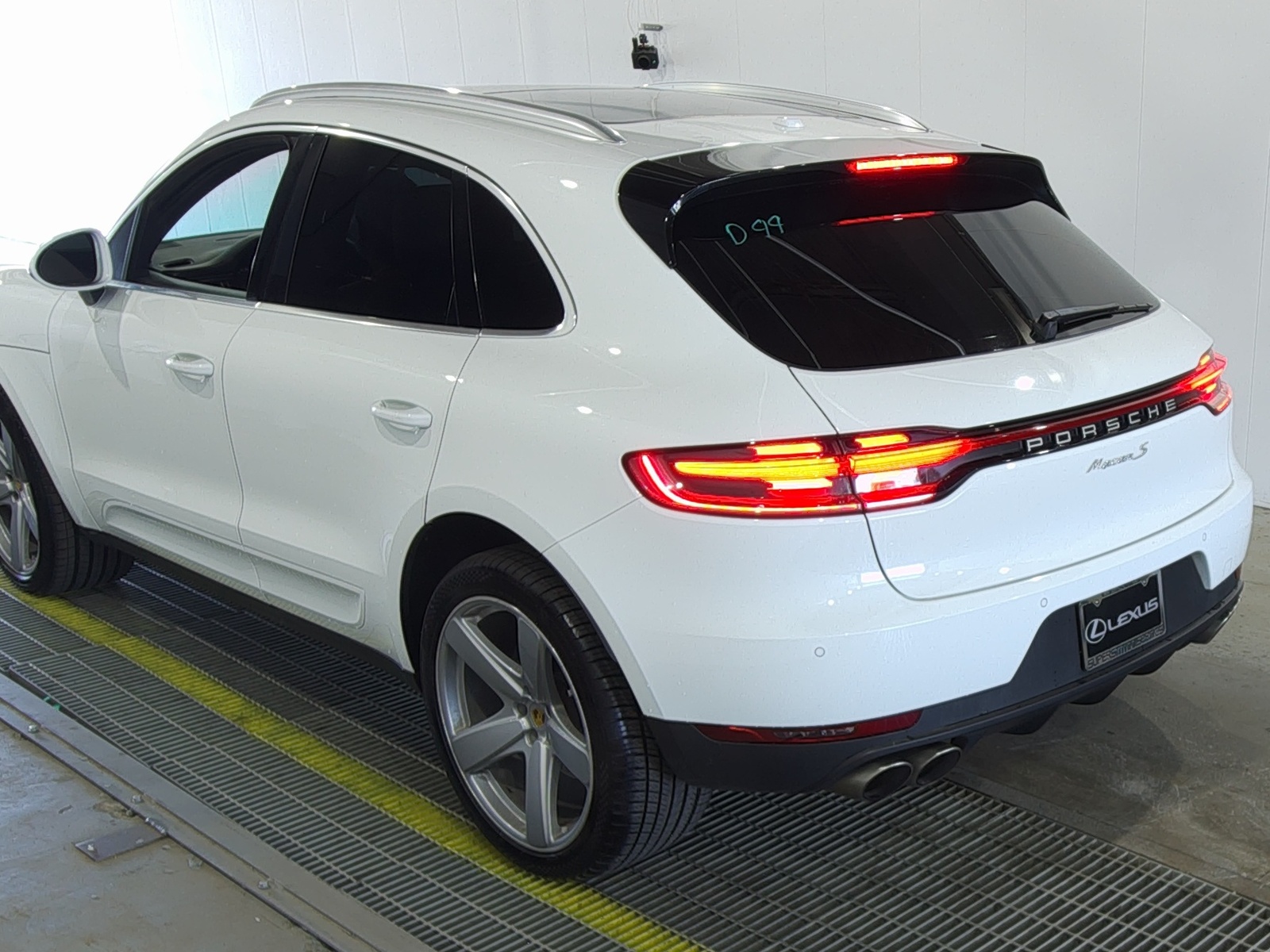 2020 Porsche macan  S AWD