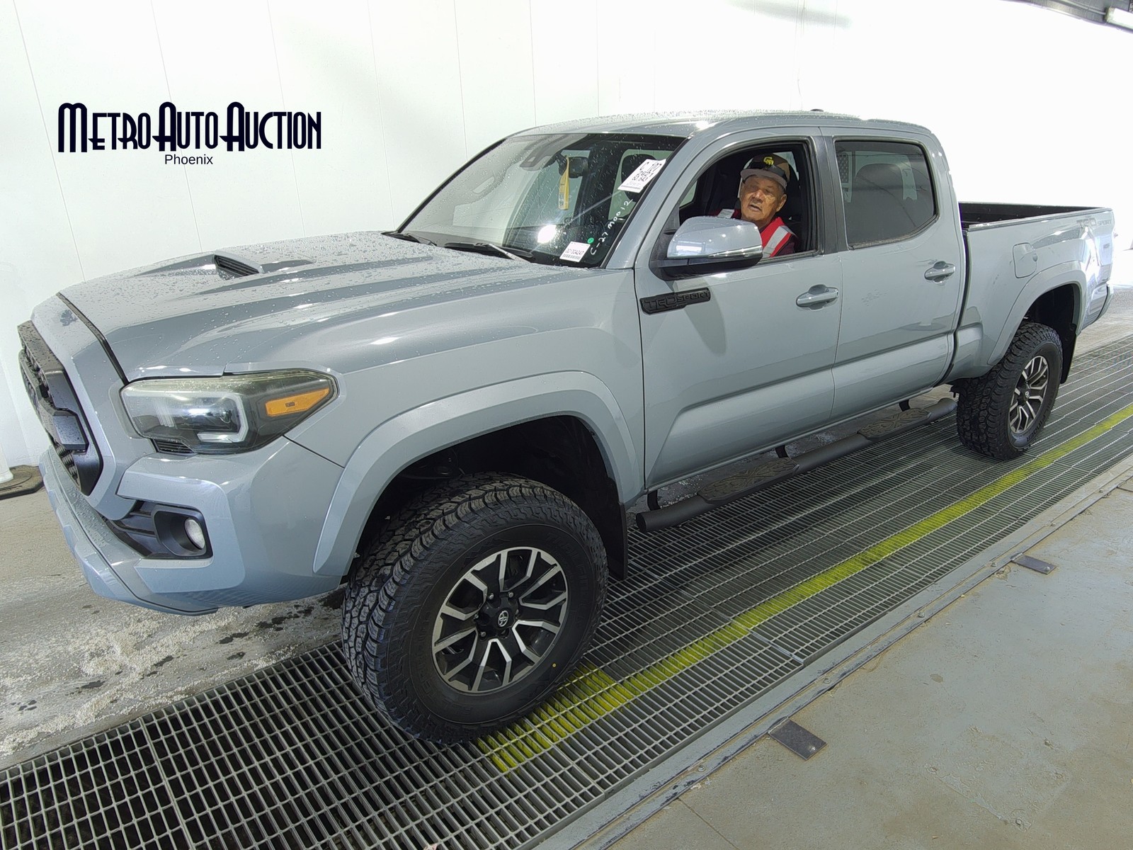 2021 Toyota Tacoma  SR5 RWD