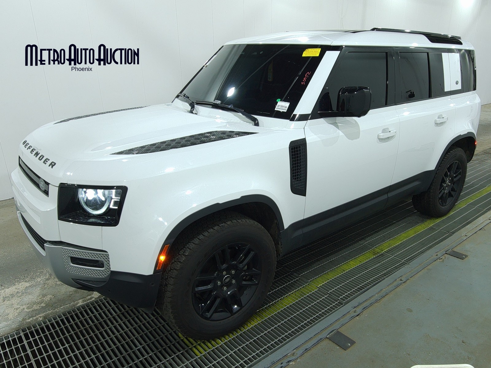 2024 Land Rover Defender   AWD