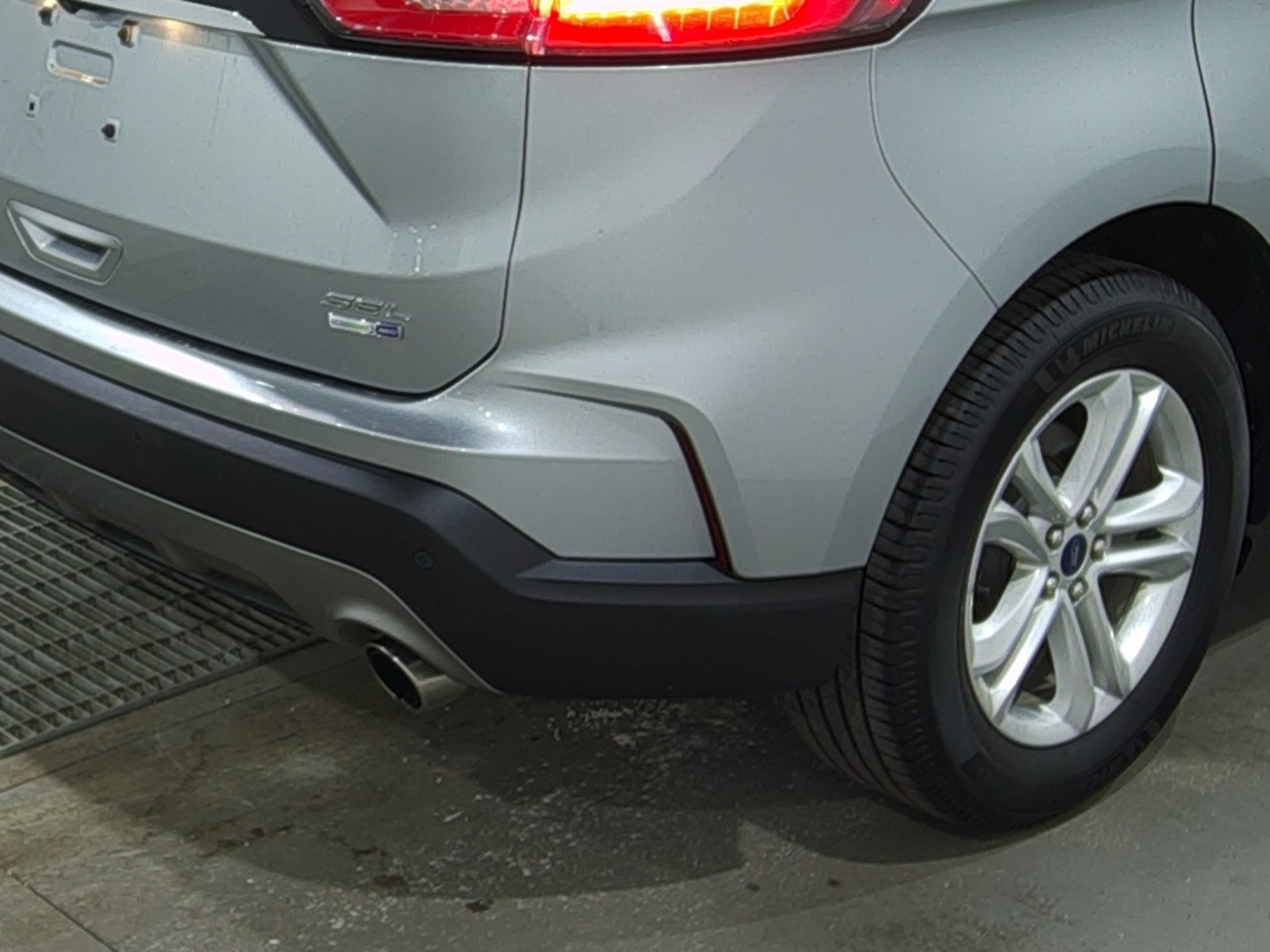2020 Ford Edge  SEL AWD