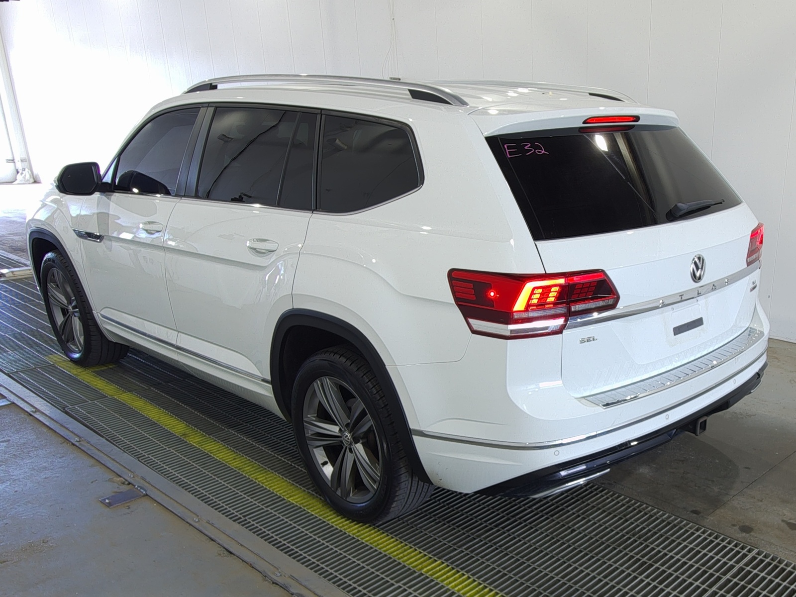 2019 Volkswagen Atlas   AWD