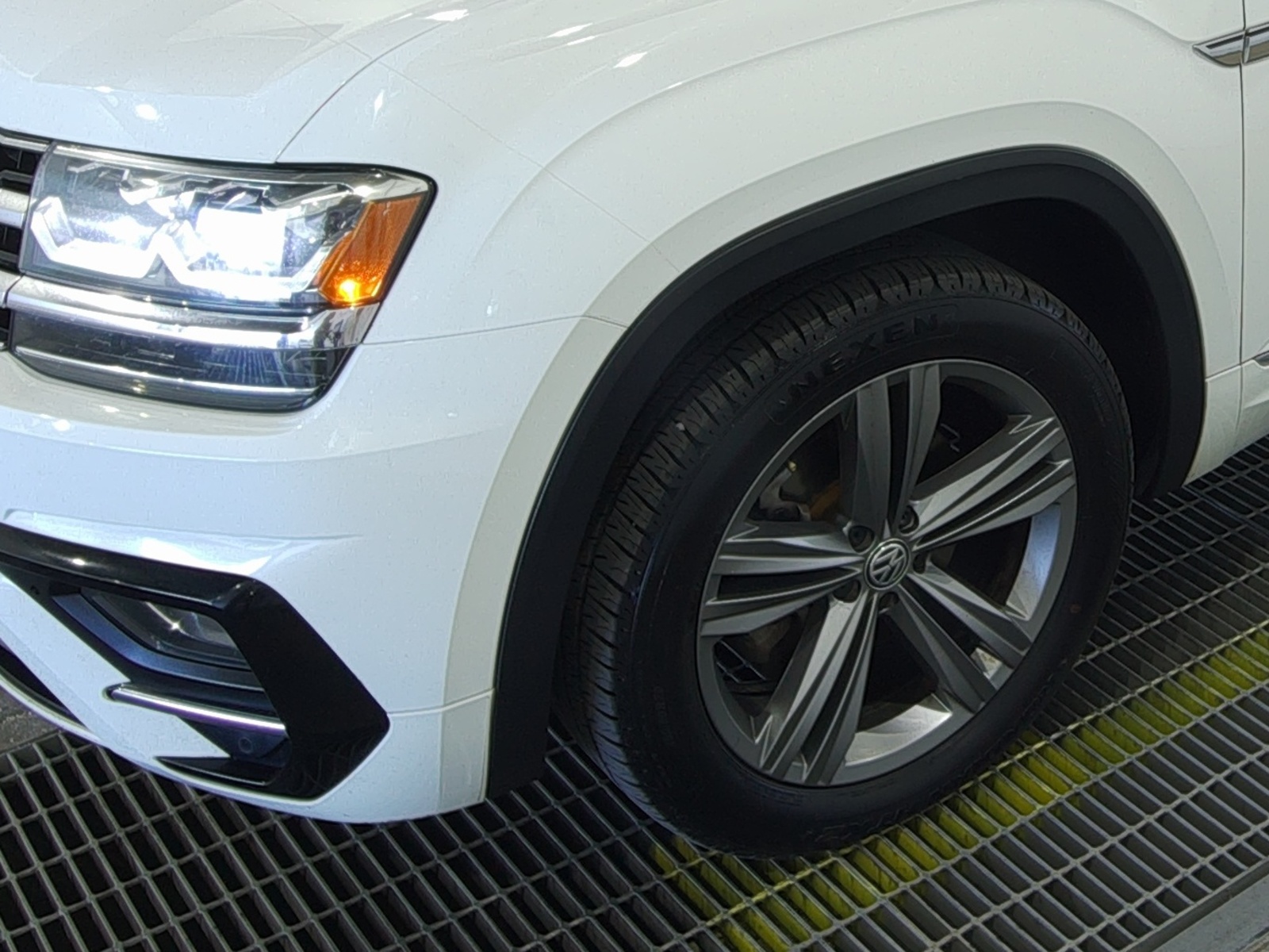 2019 Volkswagen Atlas   AWD
