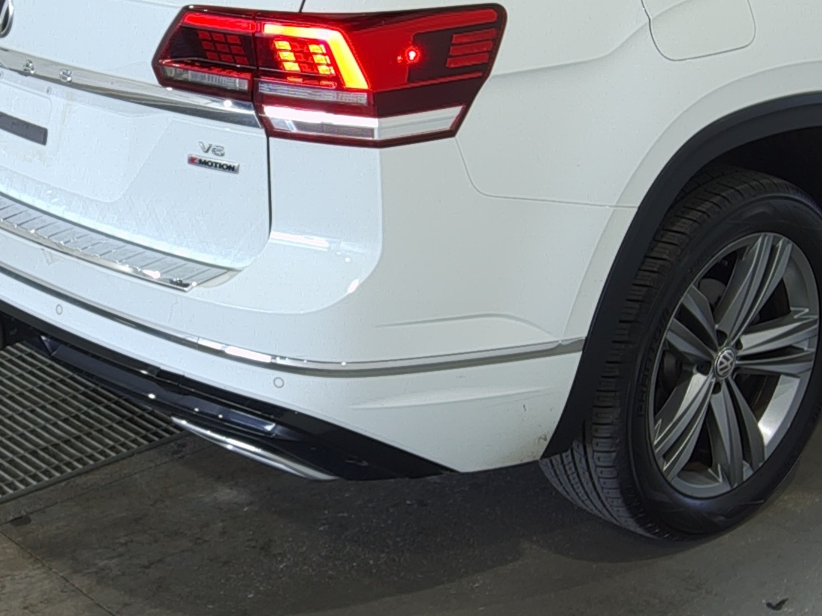 2019 Volkswagen Atlas   AWD