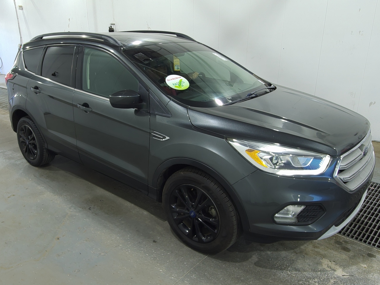 2019 Ford Escape  SEL FWD