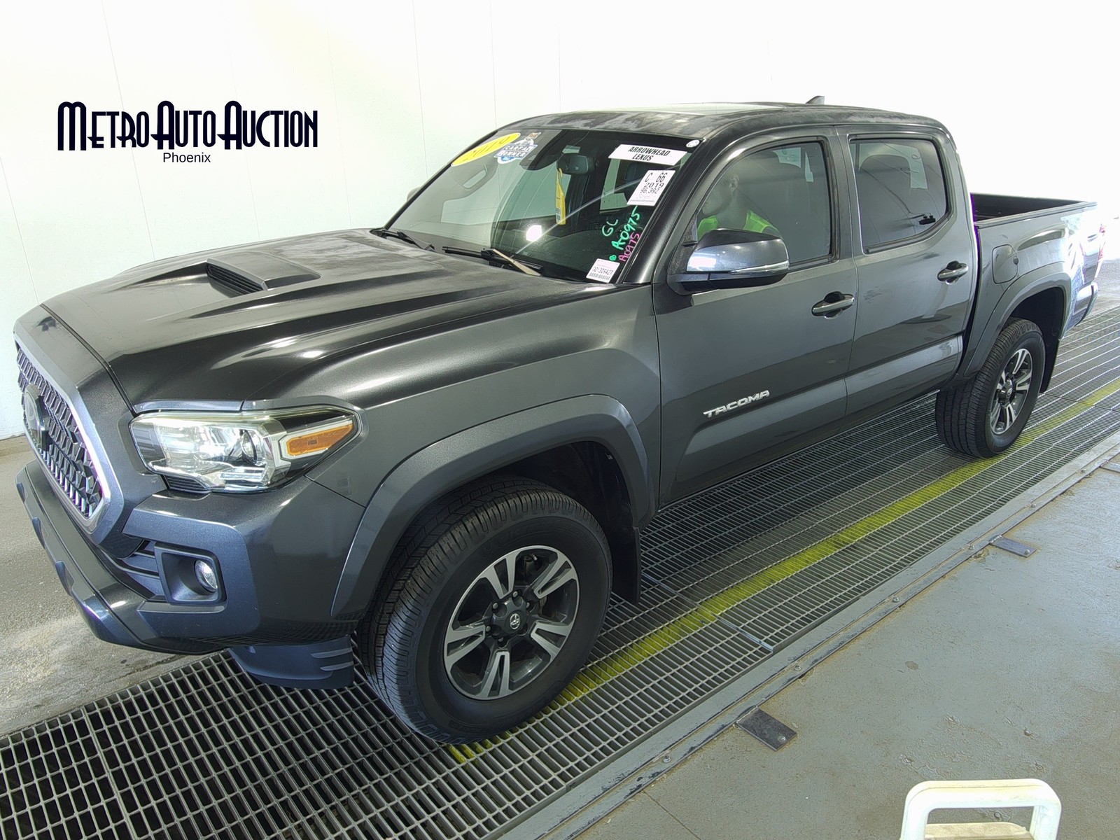 2019 Toyota Tacoma  SR5 AWD