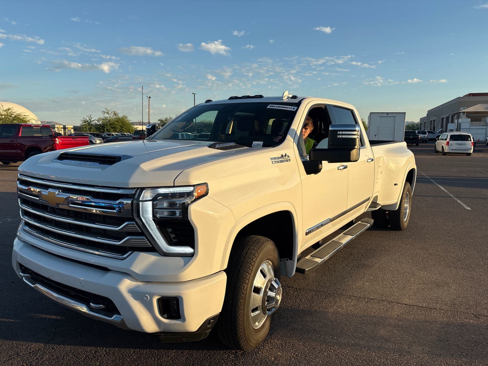2025 Chevrolet Silverado 3500   AWD