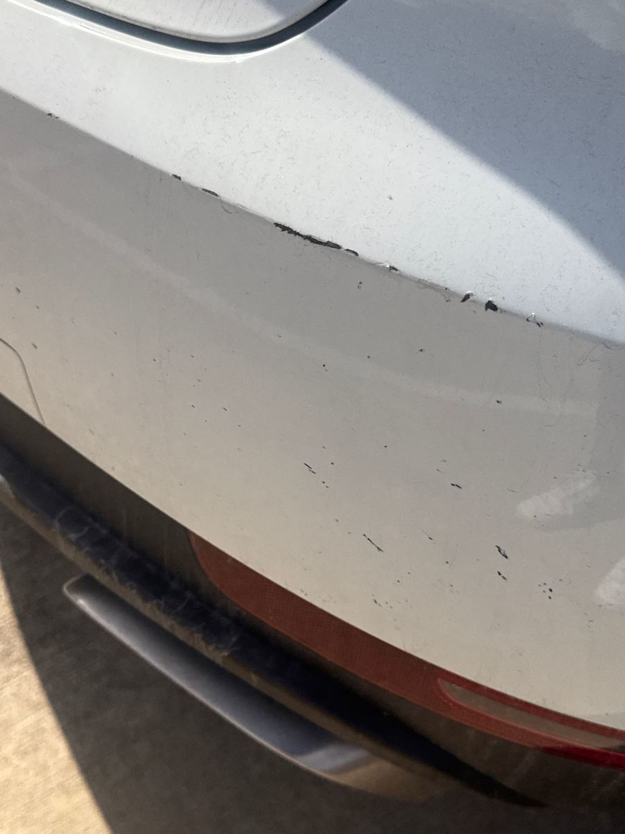 2021 Porsche macan  Base AWD