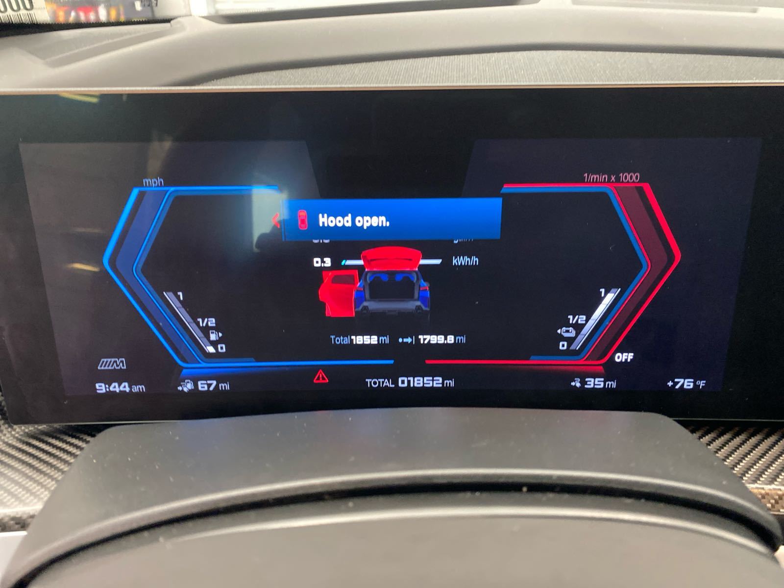 2025 BMW XM   AWD