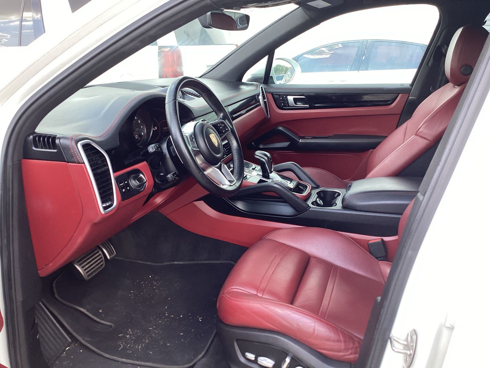 2019 Porsche cayenne  S AWD