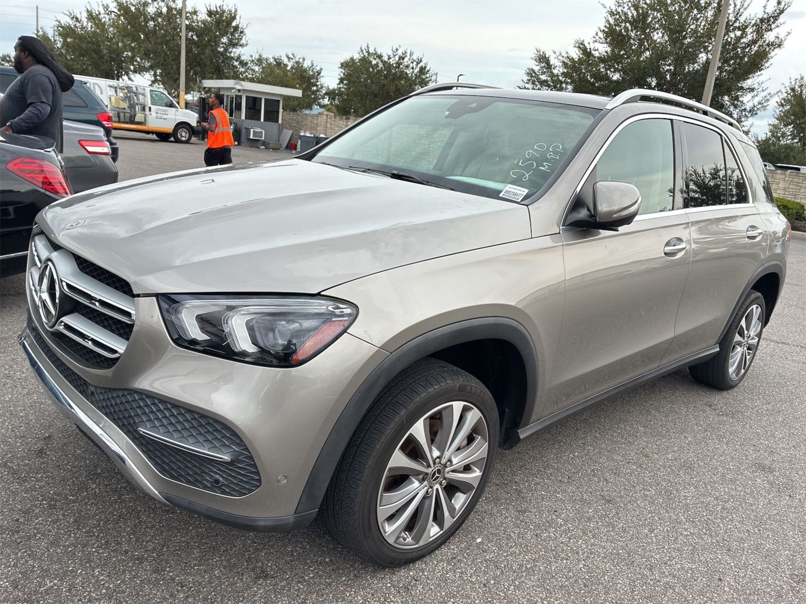 2021 Mercedes-Benz GLE   RWD