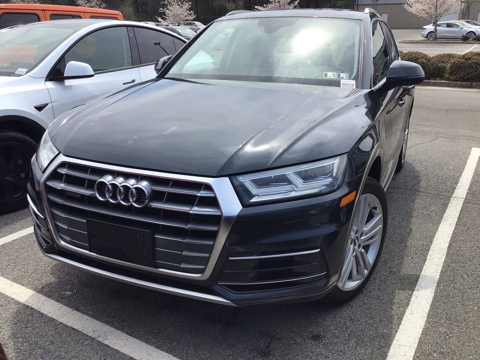 2019 Audi Q5  Premium Plus AWD