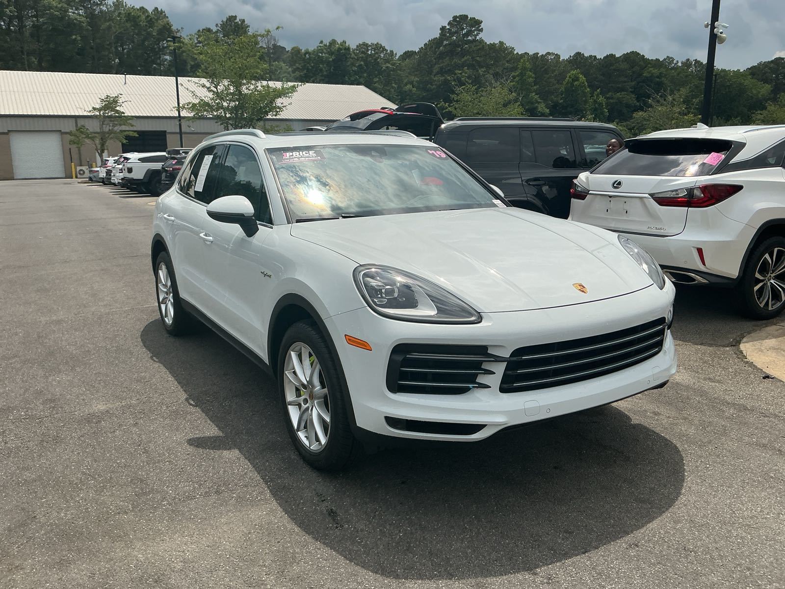 2019 Porsche cayenne  E-Hybrid AWD