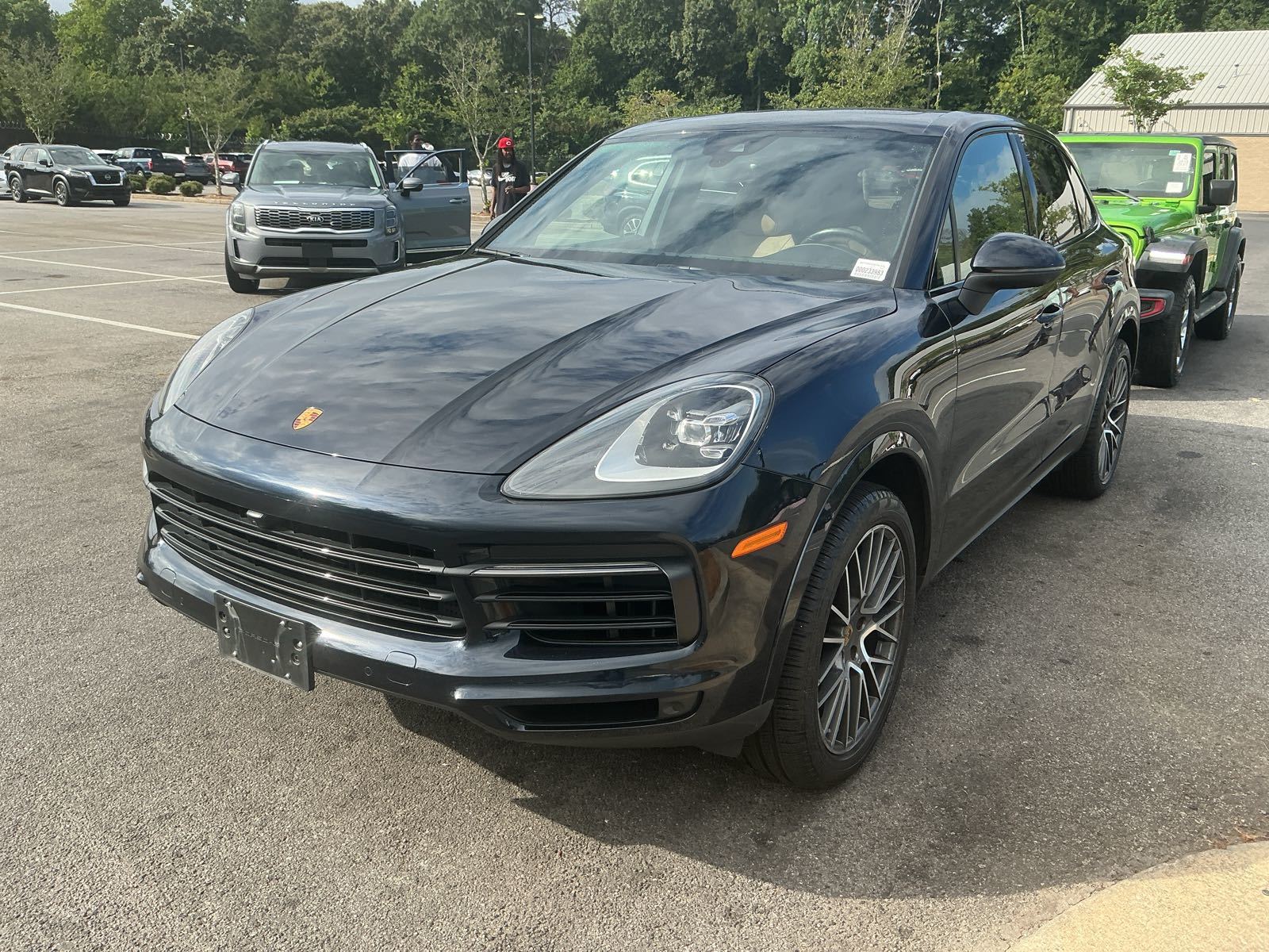 2021 Porsche cayenne  Base AWD