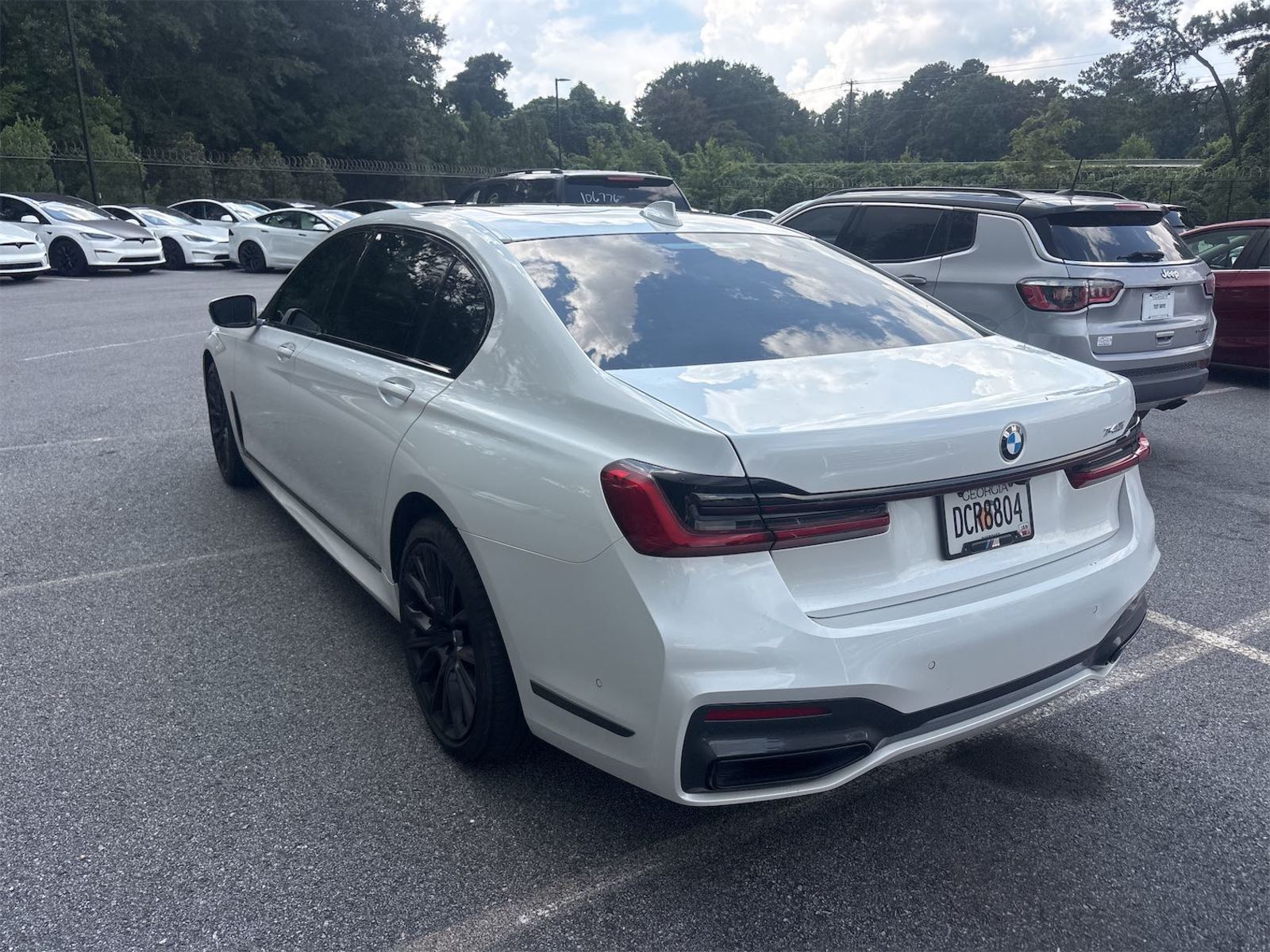2022 BMW 7-Series  740i RWD