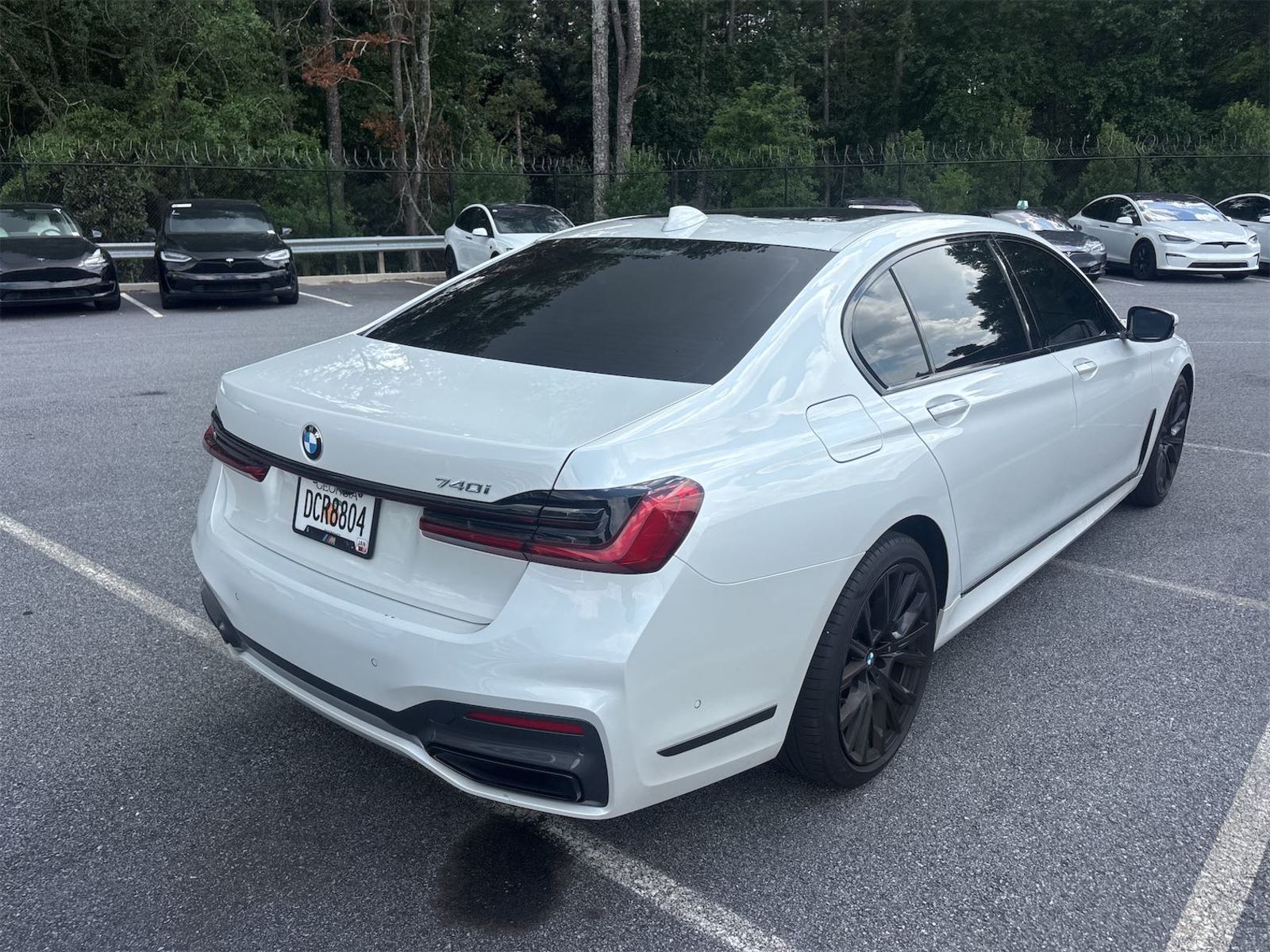 2022 BMW 7-Series  740i RWD