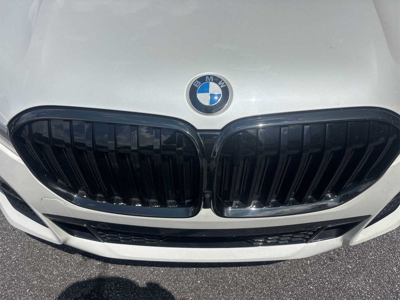 2022 BMW 7-Series  740i RWD