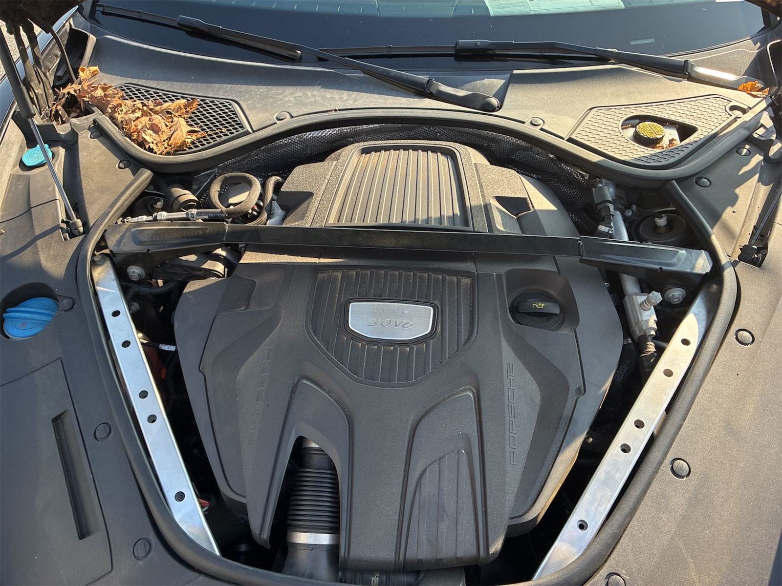 2020 Porsche panamera  Base RWD
