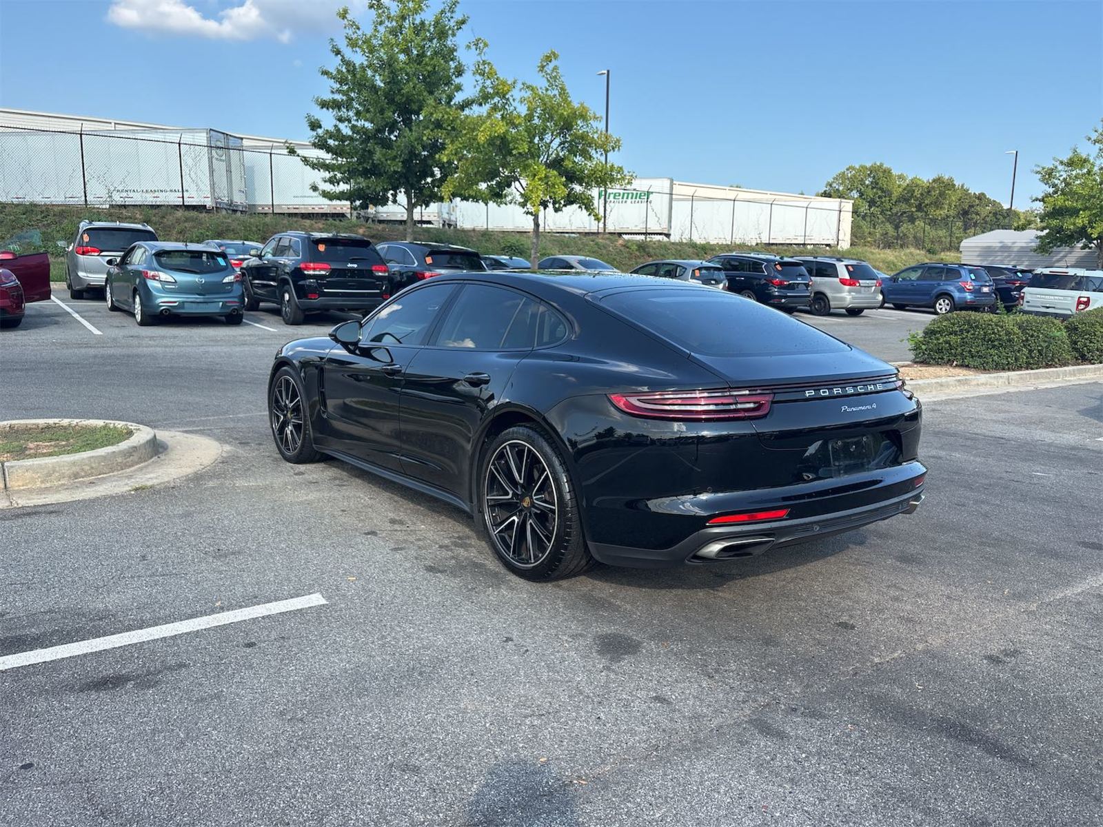 2020 Porsche panamera  Base RWD
