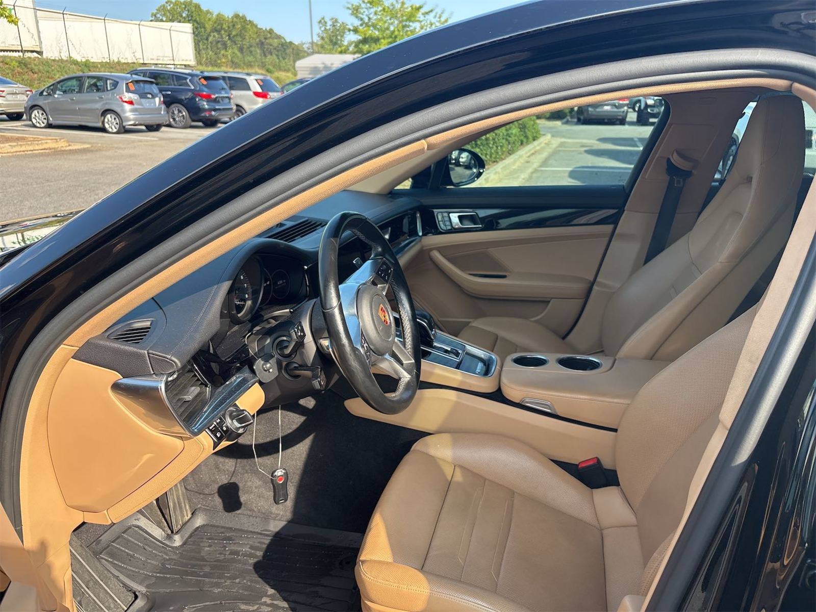 2020 Porsche panamera  Base RWD