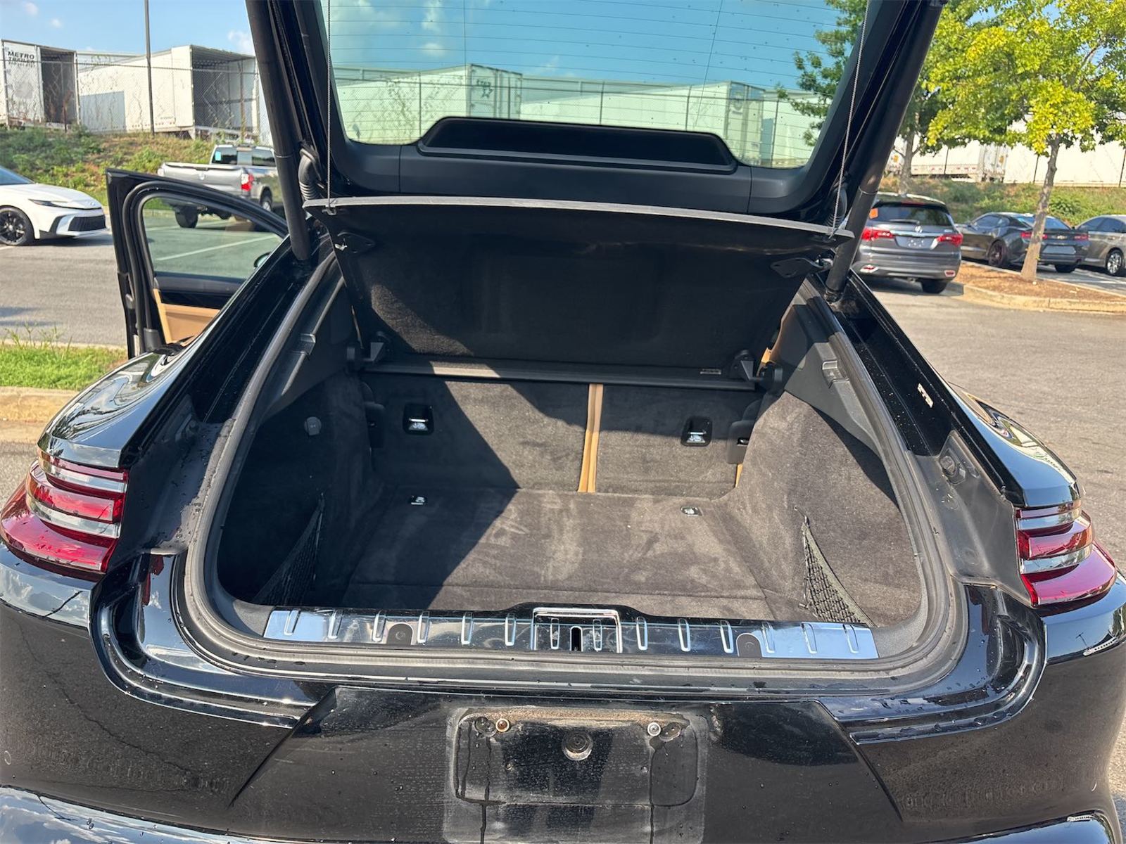 2020 Porsche panamera  Base RWD