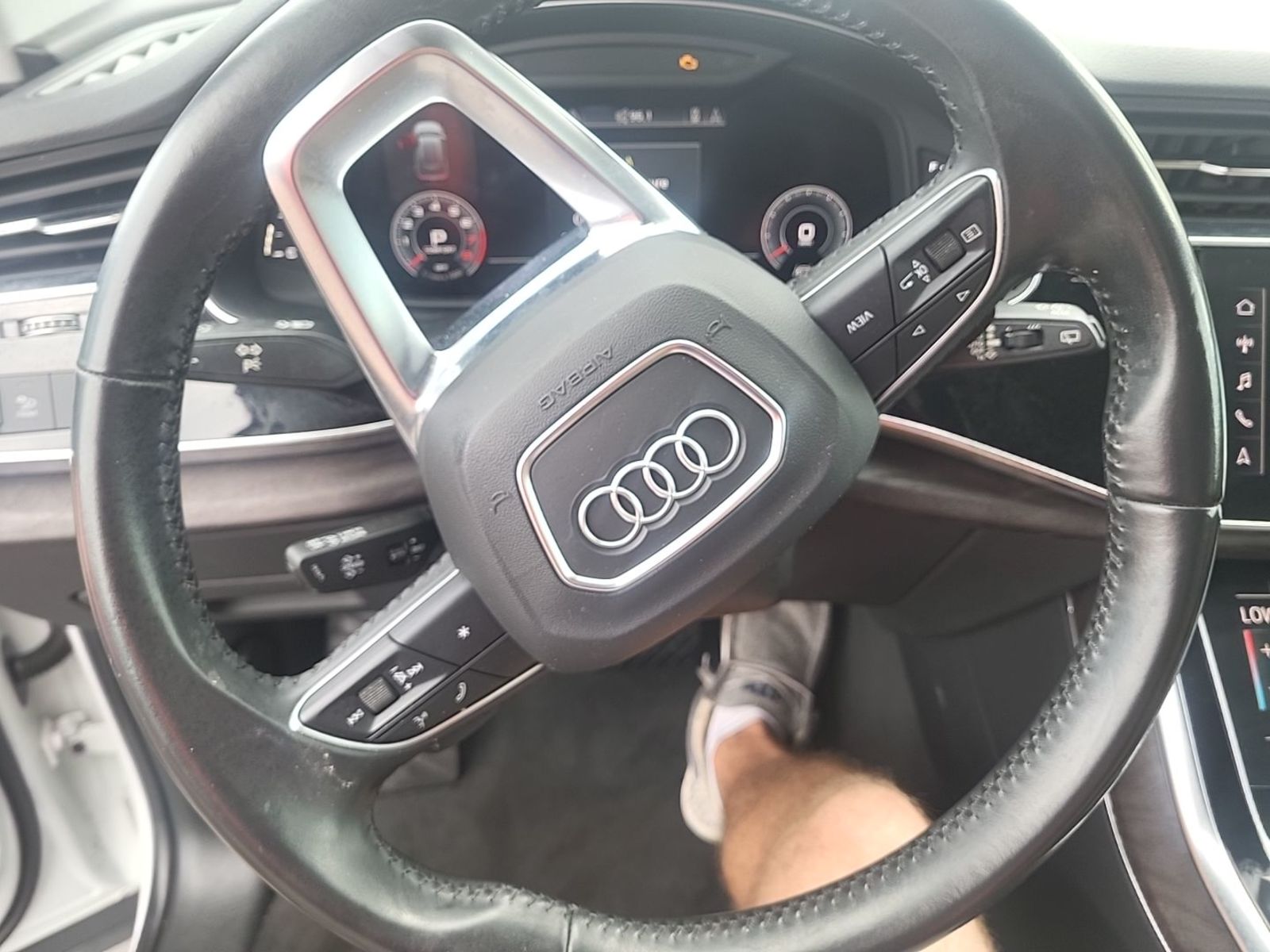 2020 Audi Q8  Premium Plus AWD