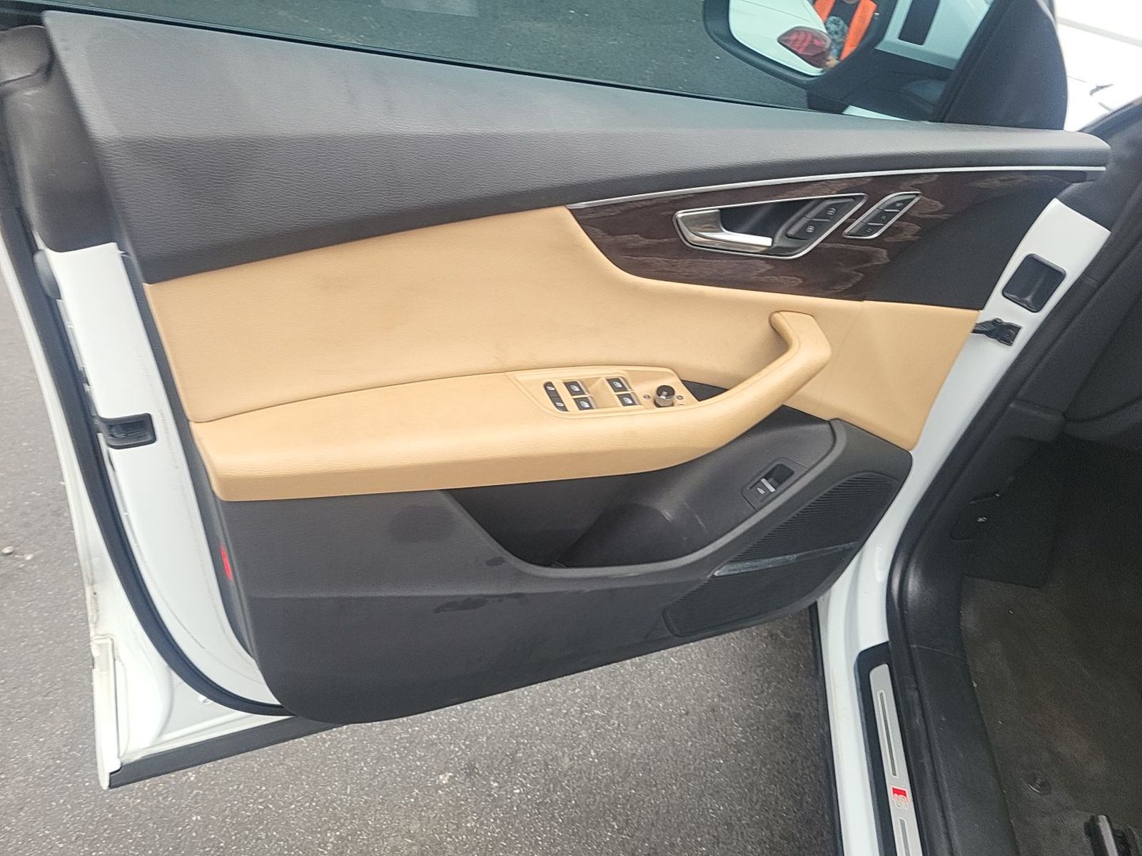 2020 Audi Q8  Premium Plus AWD