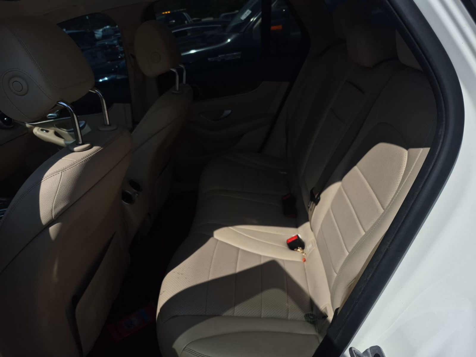 2021 Mercedes-Benz GLC   RWD