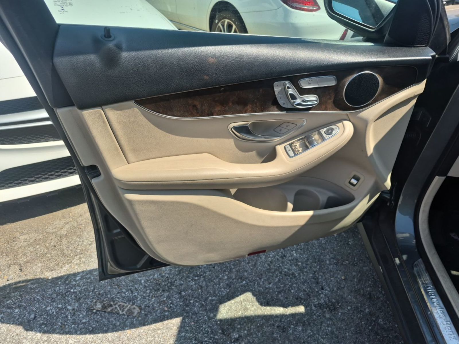 2019 Mercedes-Benz GLC   RWD