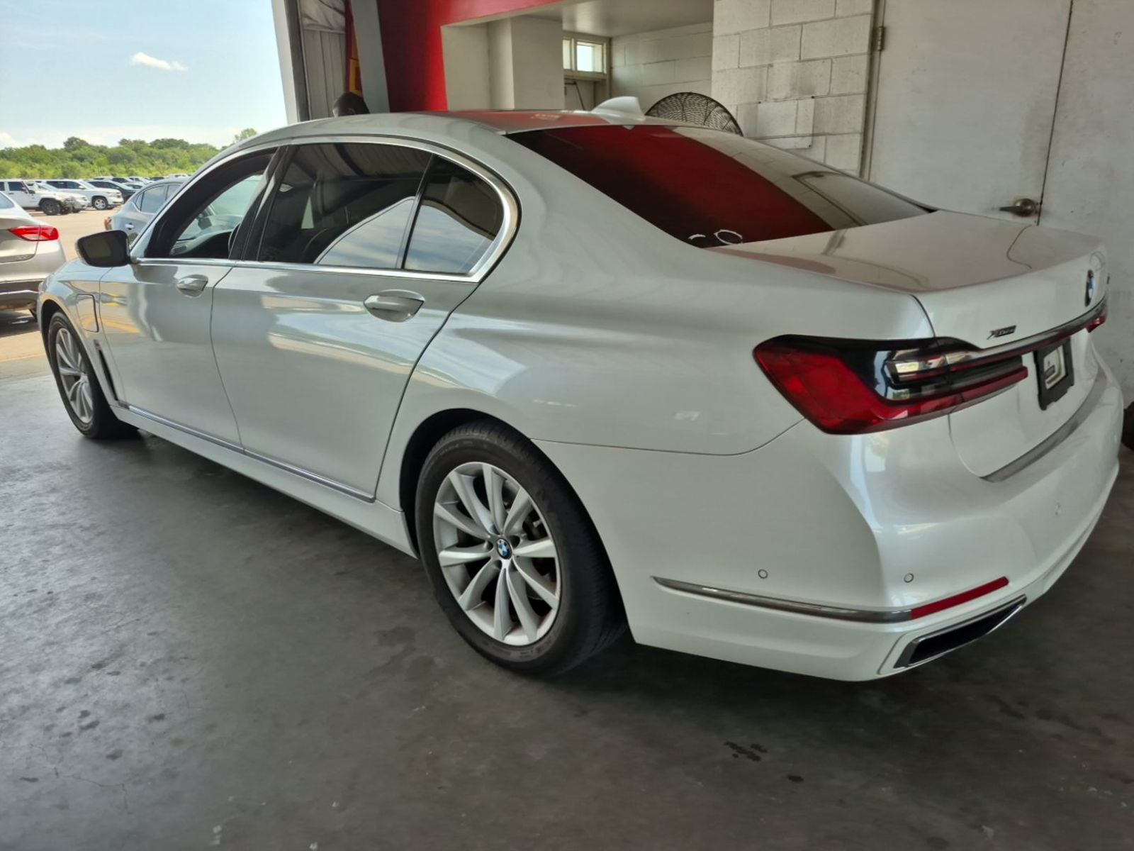 2020 BMW 7-Series   AWD